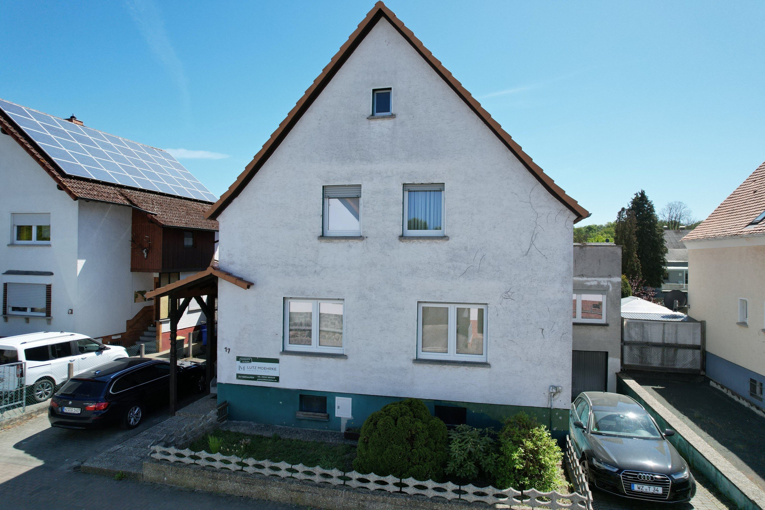 Foto Erdgeschosswohnung mit Garten und Garage in beliebter Lage