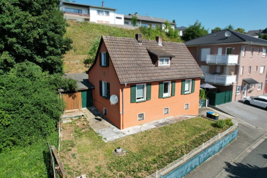 Au�enansicht_schr�g Einfamilienhaus Solms