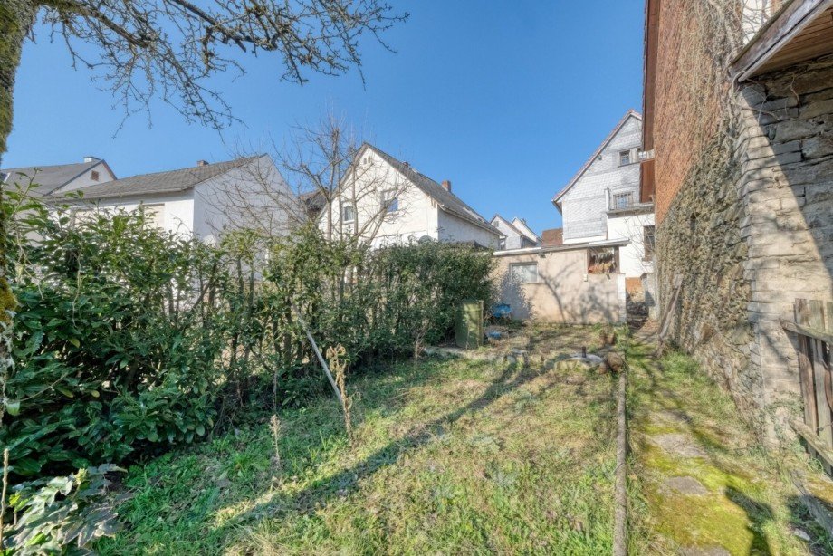 R�ckansicht Zweifamilienhaus A�lar