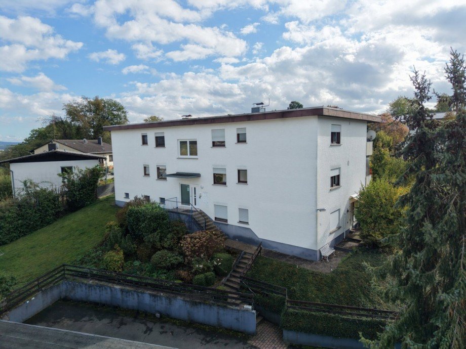 DJI_20261012143311_0090_D Souterrainwohnung Solms / Niederbiel