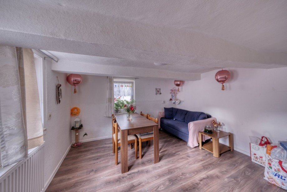 Wohnbereich links Zweifamilienhaus Wetzlar / Nauborn