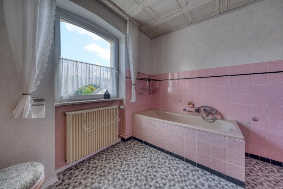 Bad (2) Einfamilienhaus Greifenstein / Ulm