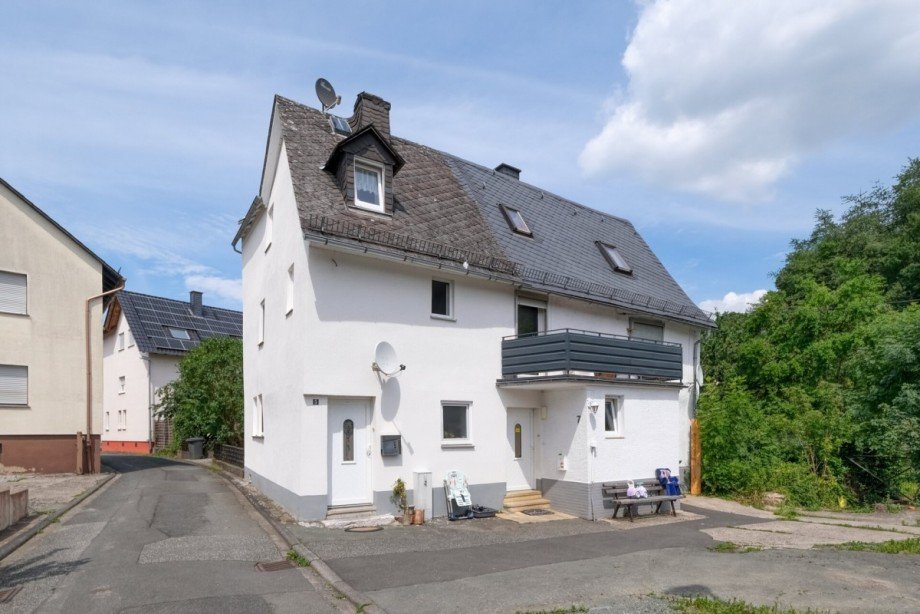 Au�enansicht Zweifamilienhaus Wetzlar / Nauborn