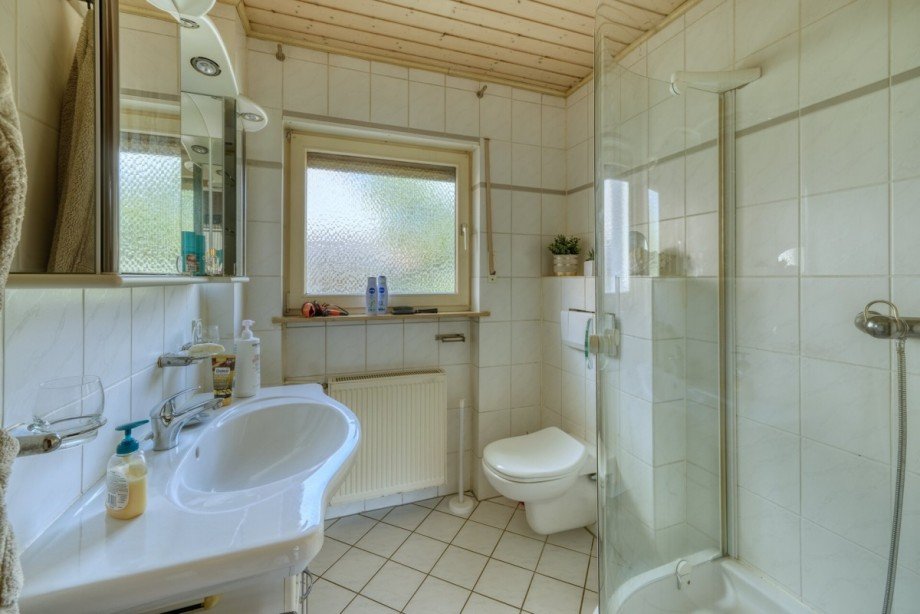 Badezimmer OG Einfamilienhaus Weilm�nster / Rohnstadt