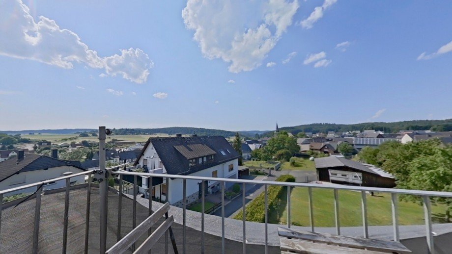 DG_Balkon Mehrfamilienhaus Hohenahr / Altenkirchen