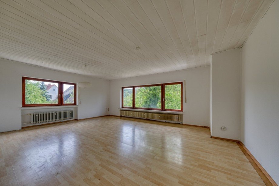 Wohnbereich Zweifamilienhaus Bischoffen