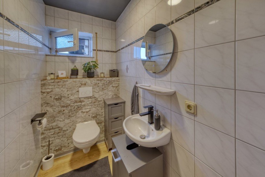 TW8_OG_WC Mehrfamilienhaus Hohenahr / Altenkirchen