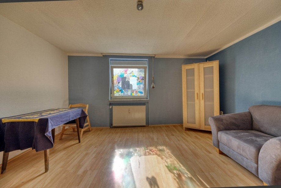 Zimmer ELW Zweifamilienhaus Sch�ffengrund / Schwalbach