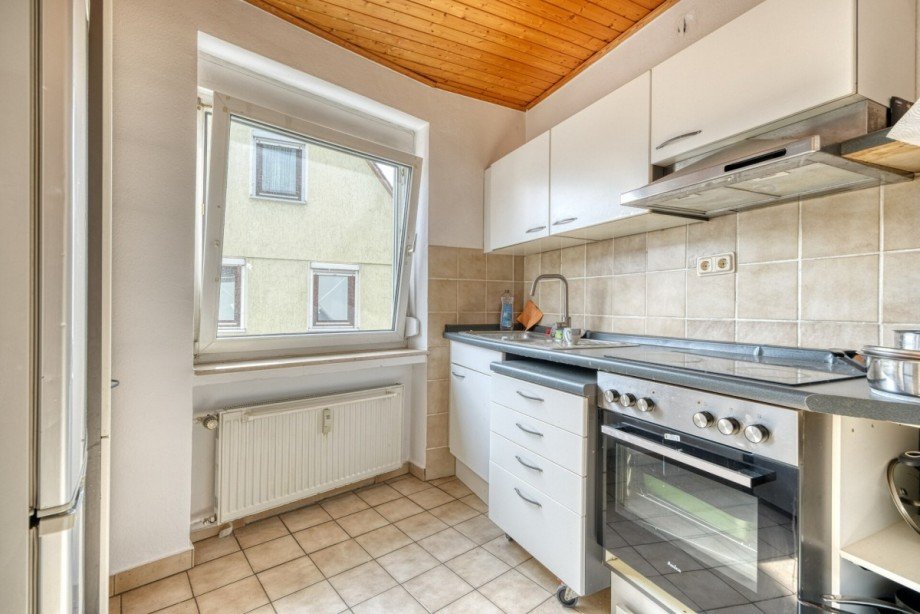 K�che ELW Zweifamilienhaus Sch�ffengrund / Schwalbach