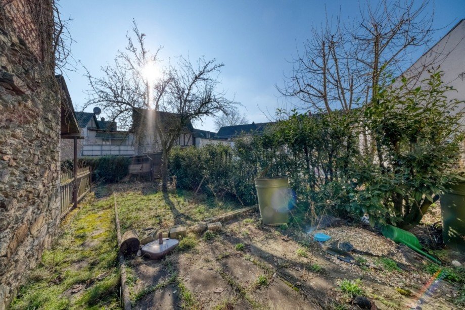 Garten Zweifamilienhaus A�lar