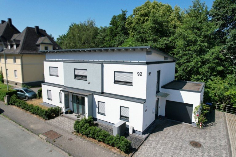 Titelbild Wetzlar Haus Moderne Kombination aus Wohnen & Gewerbe - provisionsfrei