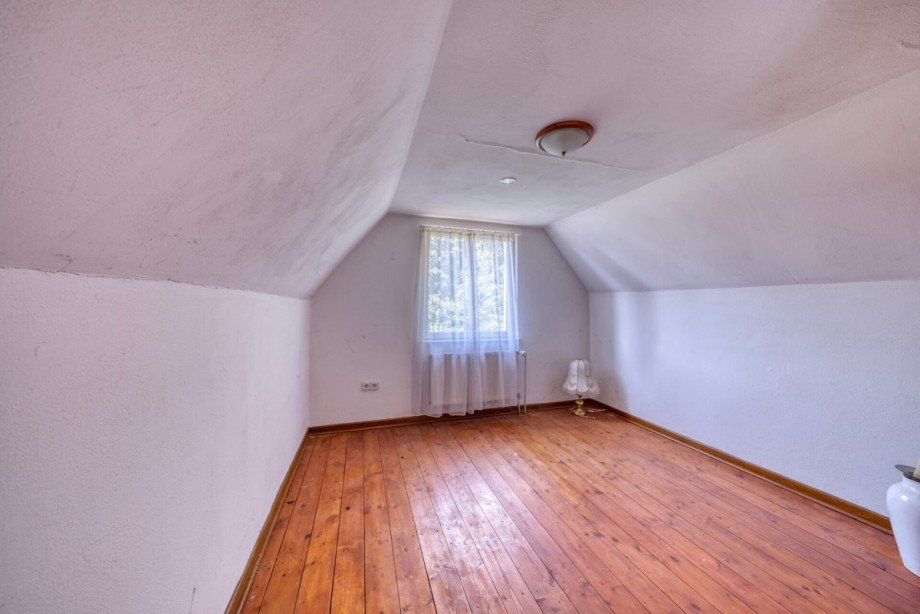 Schlafzimmer2_DG Einfamilienhaus Solms
