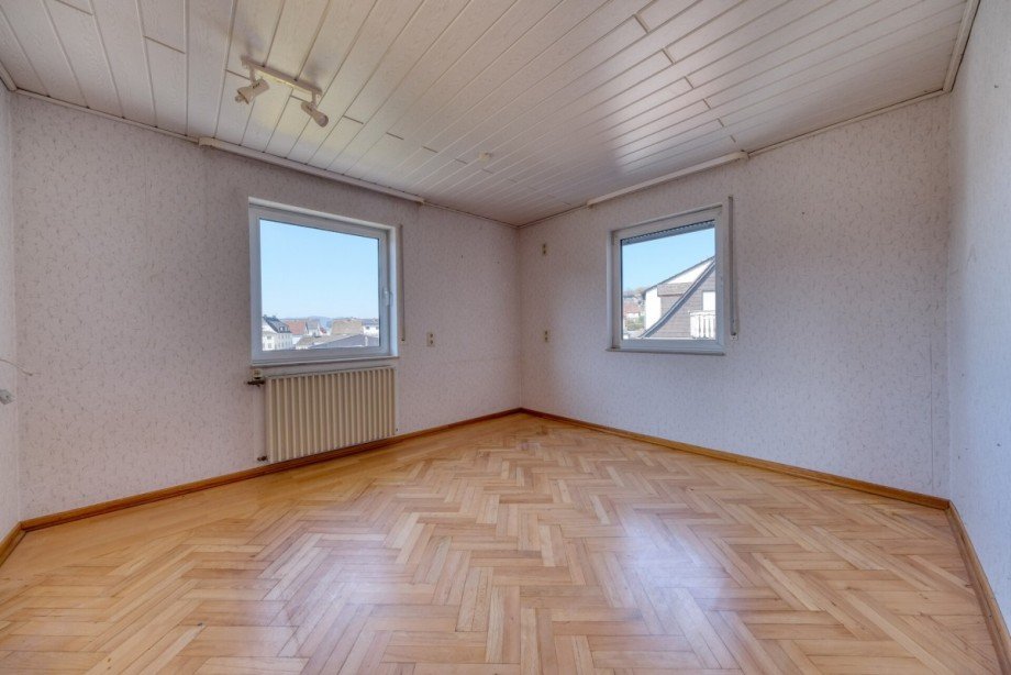 Schlafzimmer 2 DG Einfamilienhaus Herborn / Seelbach