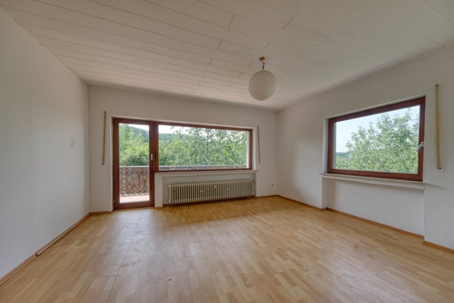 3 Schlafzimmer Zweifamilienhaus Bischoffen