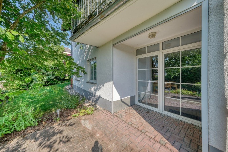 TW4_KG_Terrasse Mehrfamilienhaus Hohenahr / Altenkirchen
