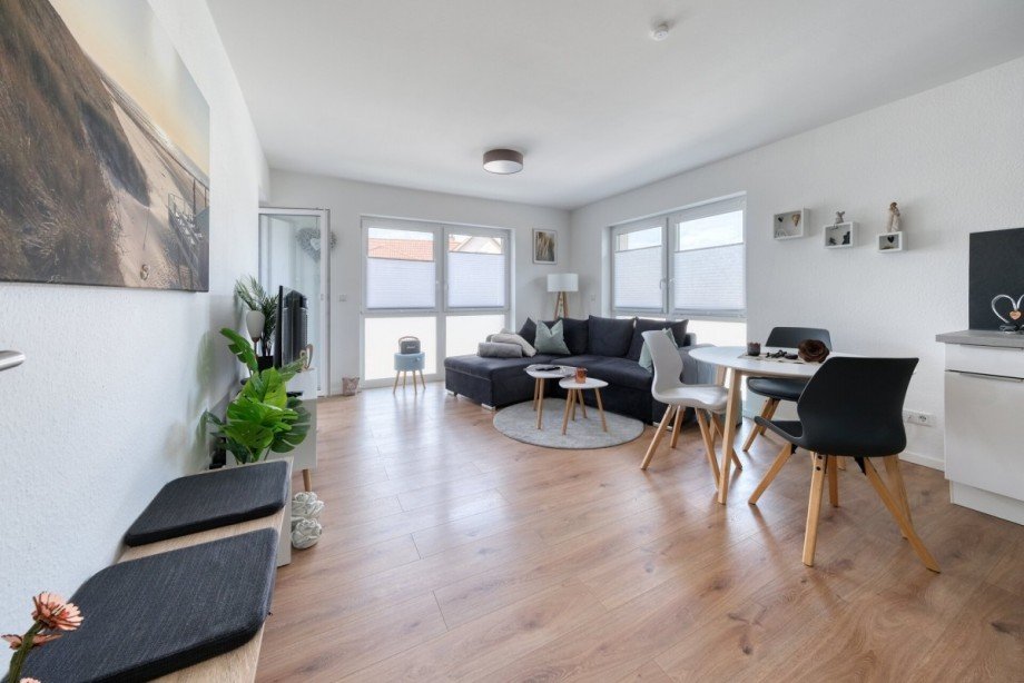 Wohnzimmer Etagenwohnung Gie�en / Allendorf