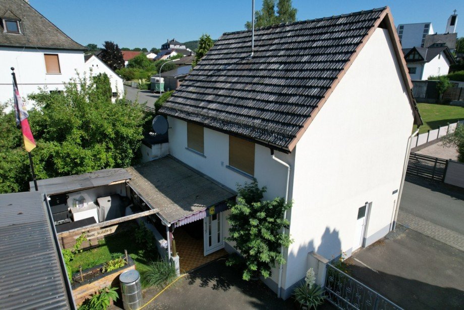 Eingang Nebengeb�ude Einfamilienhaus Ehringshausen