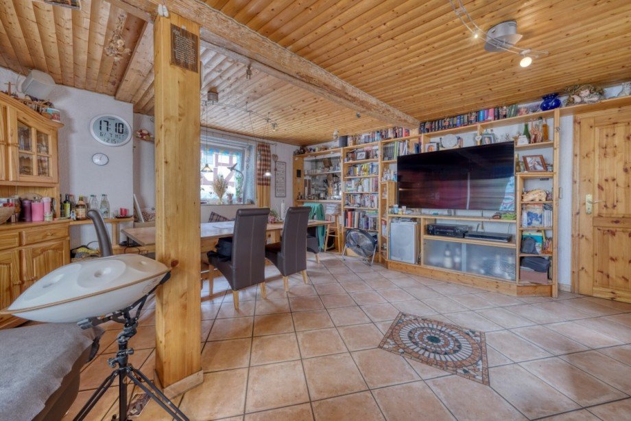 Essbereich Haupthaus Zweifamilienhaus Sch�ffengrund / Schwalbach